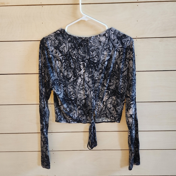 Soft grey long sleeve - Picture 2 of 2